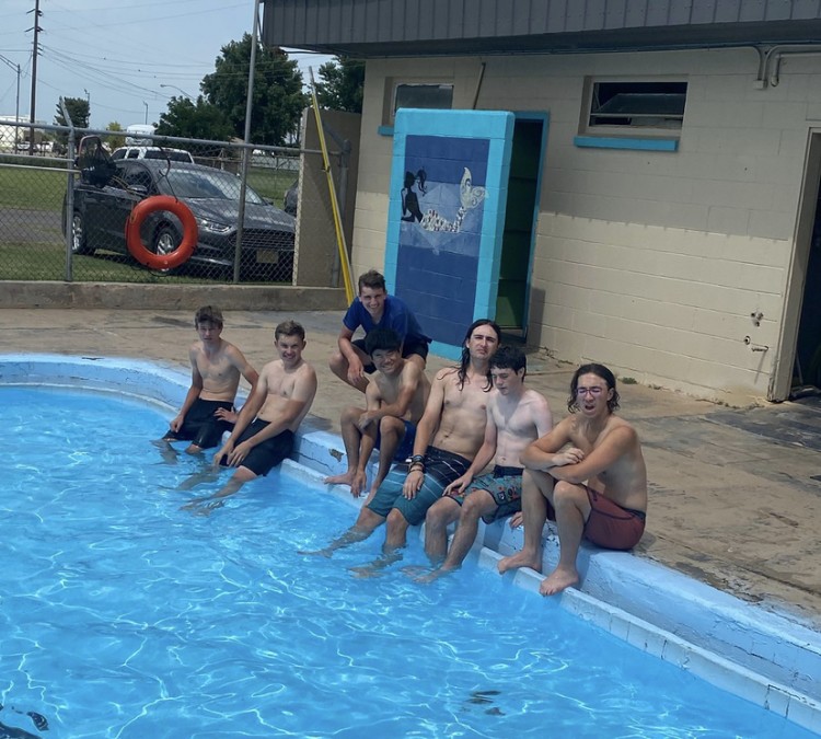 seiling-community-swimming-pool-photo